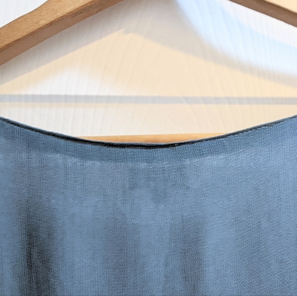 Elegant Cornflower or Dark Ice Blue Sleeveless Lined Formal Top. Sz 3. HP! - Picture 8 of 14